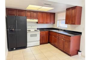 5329 Nw 27th St D3, Lauderhill