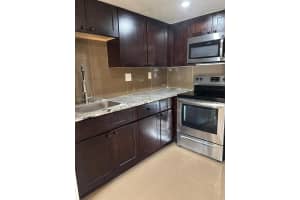 6620 W 2nd Ct 110, Hialeah