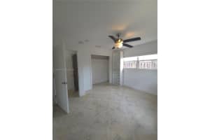 804 Ne 2nd St, Hallandale Beach