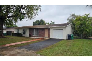 12320 Sw 105th St, Miami