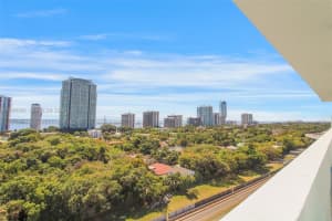 1600 Sw 1st Ave 713, Miami