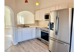 975 Ne 33rd Ter 203, Homestead