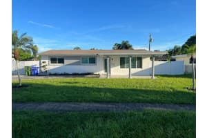 6900 Sw 3rd St, Pembroke Pines