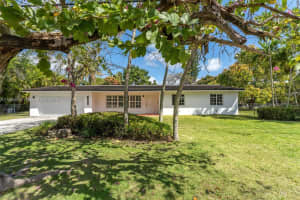 12945 Sw 82nd Ave, Pinecrest