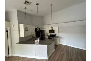 9999 Summerbreeze Dr 118, Sunrise