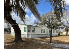 34 Ridge Rd, Frostproof