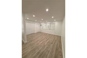 16890 Ne 21st Ave 9, North Miami Beach