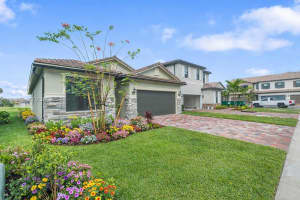 8185 Tailshot Ct, Lake Worth