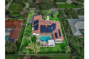 10126 Sw 93rd Pl, Miami