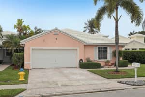 15201 S Wilshire Cir S, Pembroke Pines