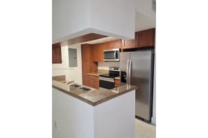 36 Nw 6th Ave 408, Miami