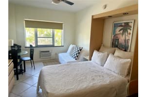 255 W 24th St 233, Miami Beach