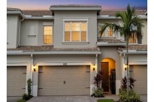 1628 Myrtle Oak Ter, Hollywood