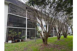 5100 Sw 64th Ave 202, Davie