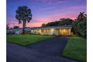 340 Se 4th St, Deerfield Beach