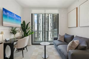 121 Ne 5th St 2706, Miami