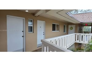 7400 Miami Lakes Dr D305, Miami Lakes