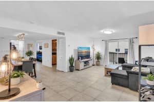 1236 Alton Rd 304, Miami Beach