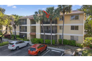 3001 N Oakland Forest Dr 302, Oakland Park