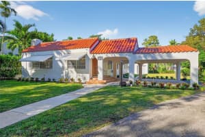 1305 Alhambra Cir, Coral Gables