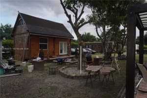  15375 Sw 209 Ave, Miami