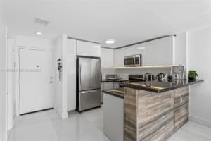 6545 Indian Creek Dr 306, Miami Beach