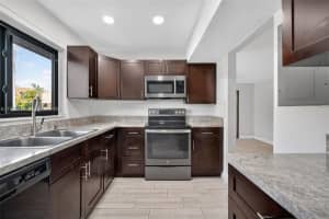 1451 Nw 92nd Ave 191, Pembroke Pines