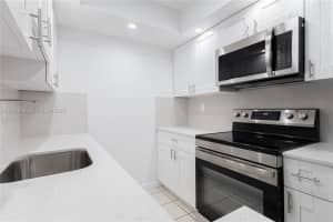 9405 W Flagler St D205, Miami