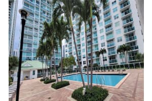 31 Se 5th St 1110, Miami