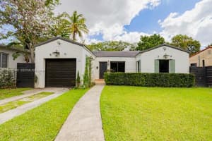 375 De Soto Dr 0, Miami Springs