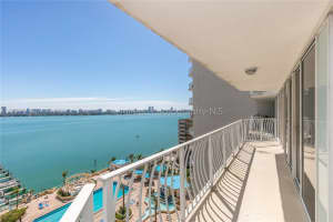 7601 E Treasure Dr 1509, North Bay Village