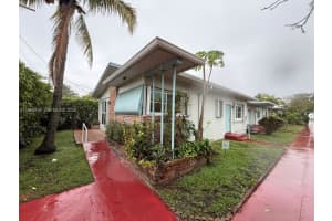 1247 Marseille Dr 116, Miami Beach
