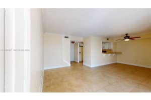 2055 Sw 122nd Ave 108, Miami