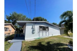 1941 Nw 152nd Ter, Miami Gardens