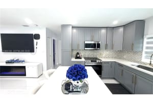 14401 Boggs Dr, Miami