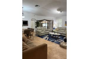 502 Sw 158th Ter 201, Pembroke Pines