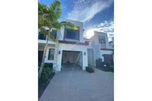 20773 Ne 5th Ct, Miami