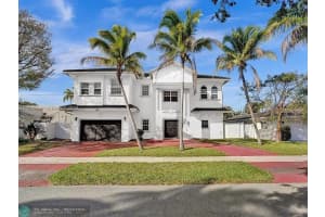 2319 Ne 35th Dr, Fort Lauderdale