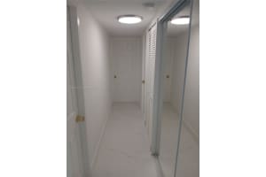 8405 Nw 8th St 311, Miami