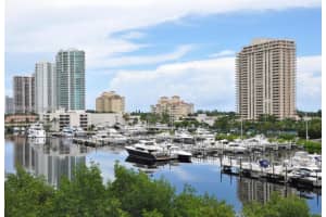 19801 E Country Club Dr 4104, Aventura
