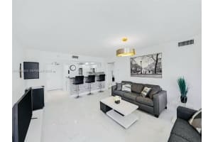 20301 W Country Club Dr 1023, Aventura 20301 W Country Club Dr 1023, Aventura