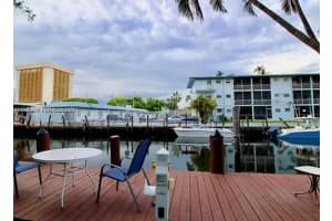 645 Ne 77th St 16, Miami