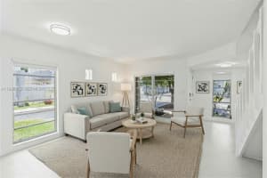 3597 Sw 17th St 3597, Miami