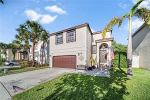 111 Nw 151st Ave, Pembroke Pines