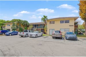 15619 Sw 73rd Cir Ter 10-4, Miami