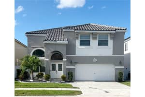 15973 Nw 16th Ct, Pembroke Pines