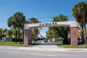 505 E Dania Beach Blvd 4-2e, Dania Beach