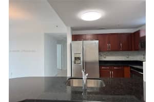 7285 Sw 90th St D614, Miami