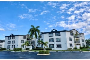 9731 Fontainebleau Blvd F306, Miami