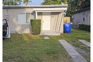 2821 Sw 39th Ave 2821, Miami